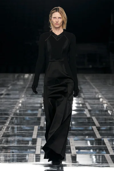 Look 56